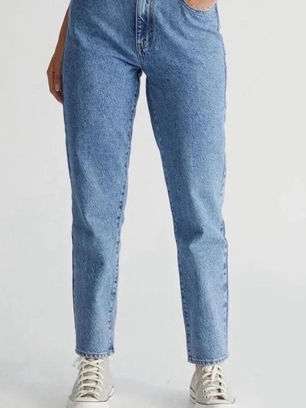 PacSun Women's Straight Leg Jeans in Light Blue Wash